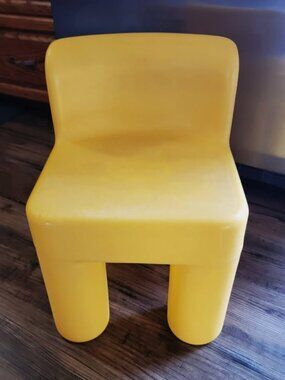Little Tikes Toddler Child Size Yellow Chunky Plastic Chair 1990s